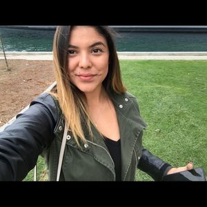 Meet your Posher, Vanny