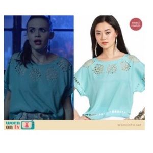 Bar III blue cut out top