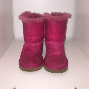 Pink uggs