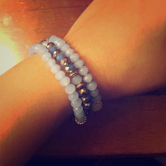 Lavender beaded bracelet