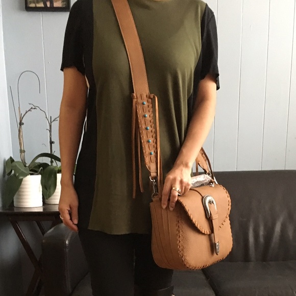 Steve Madden Handbags - 🎉FINAL SALE🎉NEW Steve Madden CrossBody bag