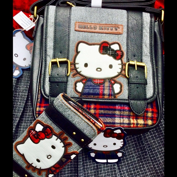 Hello Kitty Handbags - Hello Kitty/Loungefly Messenger Bag & Wallet