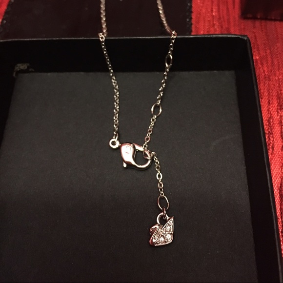 Swarovski crystal snowflake set - Picture 3 of 4