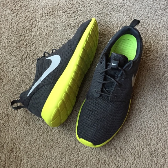 Nike Roshe Run OG "Cypher"