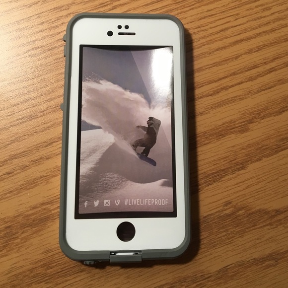 Authentic Lifeproof case 6/6s