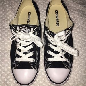Black converse