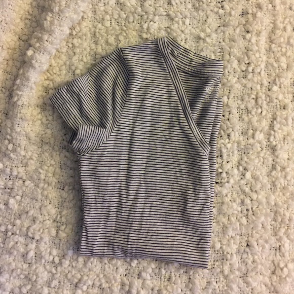 Short sleeved striped tshirt - Picture 2 of 2