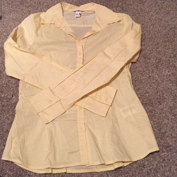 Light yellow H&M button down blouse