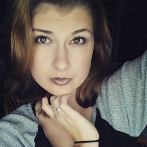 Meet your Posher, Kaylie