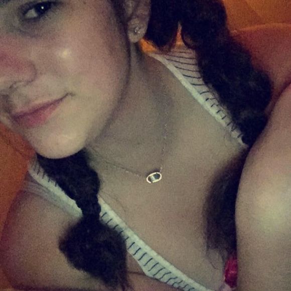 Meet your Posher, Juliette