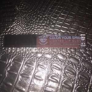 Gerald Cosmetics "Lighted Lipgloss"