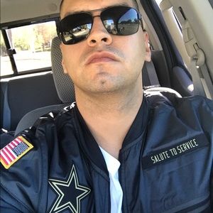 Meet your Posher, Joel