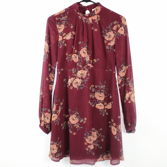 Dresses & Skirts - Keyhole Floral Season Dress