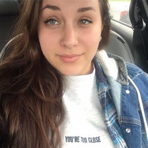 Meet your Posher, Cecelia