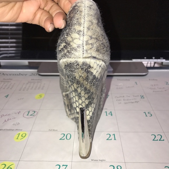 Shoes - Picture 3 of 3