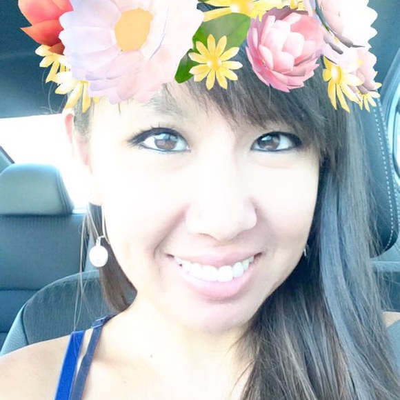 Meet your Posher, Yenny