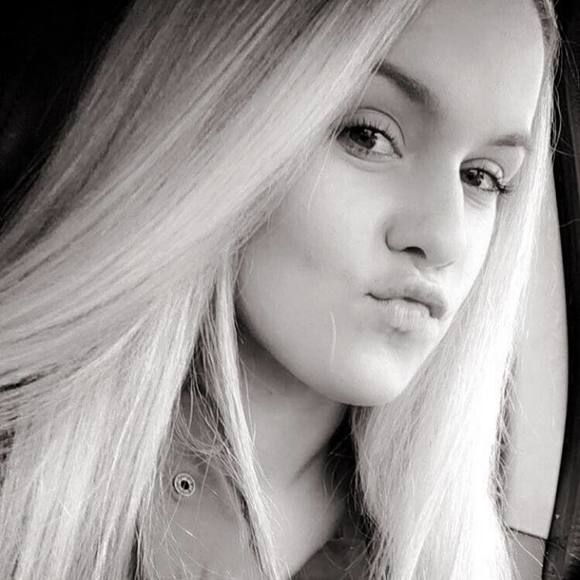 Meet your Posher, Brittany