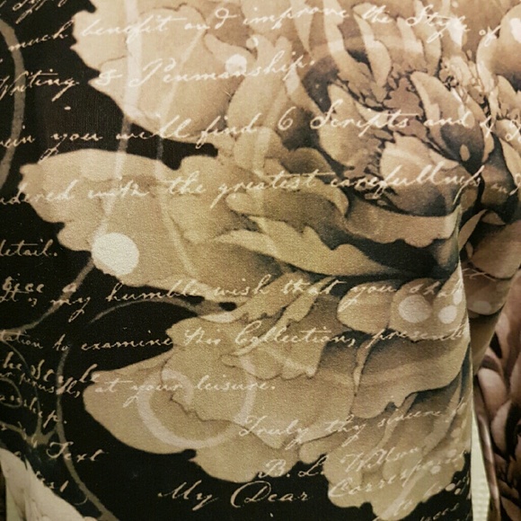 Stunning Tunic.. - Picture 2 of 4