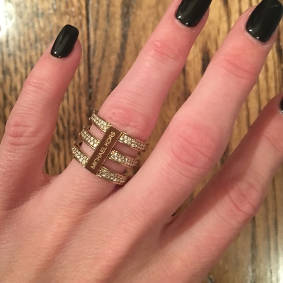 🚫SOLD🚫Michael Kors Gold Ring - Picture 2 of 3
