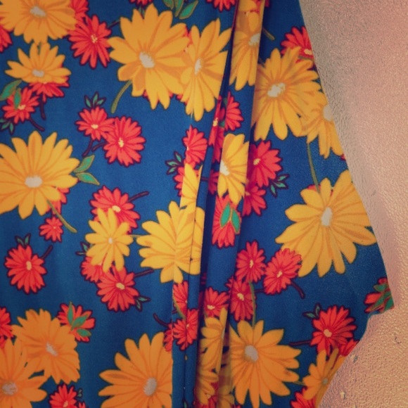 Lularoe TC Leggings - Picture 1 of 3