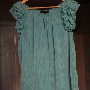 Banana Republic / Sleeveless Blouse