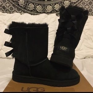 Ugg Bailey Bows