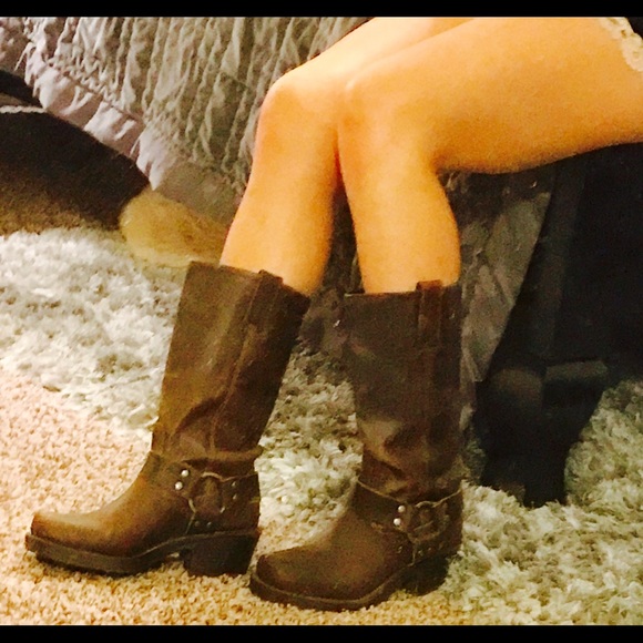 Mossimo brown leather boots