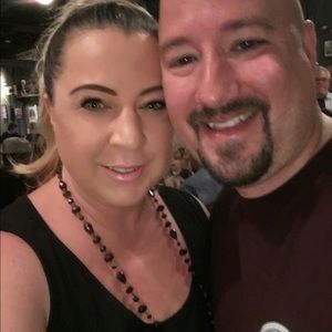 Meet your Posher, Dena