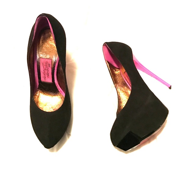 Massimo Dogana Heels - Picture 1 of 4