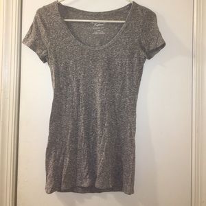American eagle gray favorite tee!