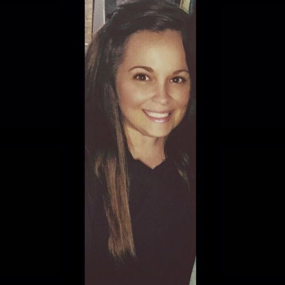 Meet your Posher, Becca - Picture 1 of 1