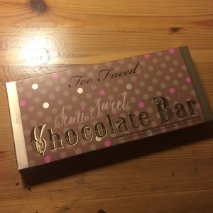 TOO FACED SEMISWEET CHOCOLATE BAR