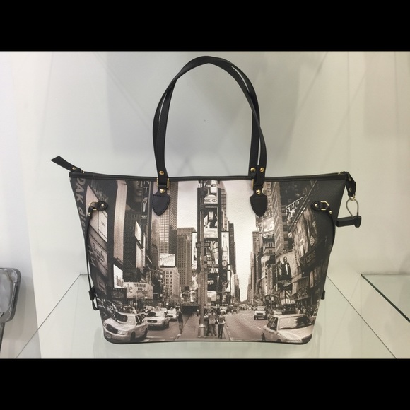 Tote