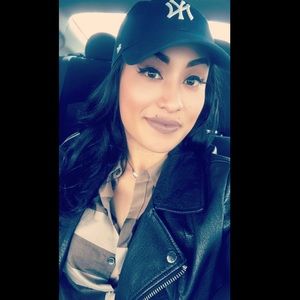 Meet the posher, Aurora