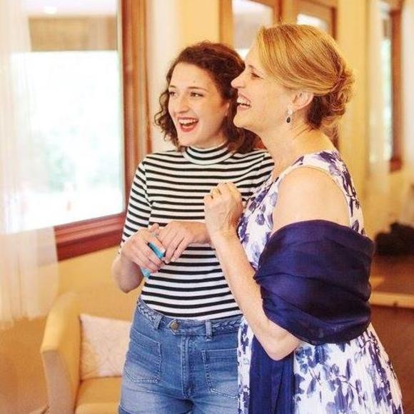 Meet your Posher, Christine - Picture 1 of 1