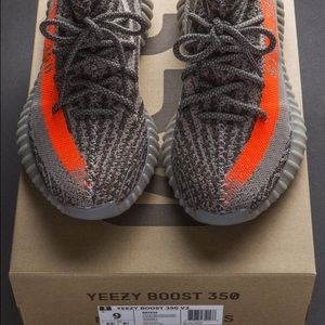 Yeezy Boost 350 V2