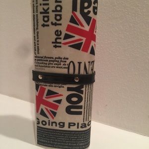 NEW! Union Jack Clutch Purse