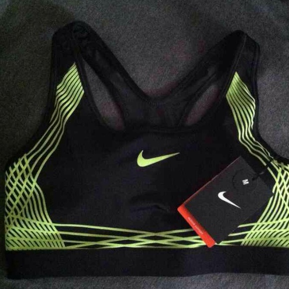Nike Pro Padded Sports Bra, Sz M #805307 NWT - Picture 1 of 4