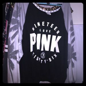 Large!! Super comfortable and warm!