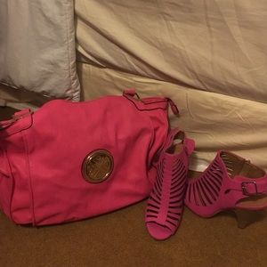 Brand-new pink purse with matching shoes