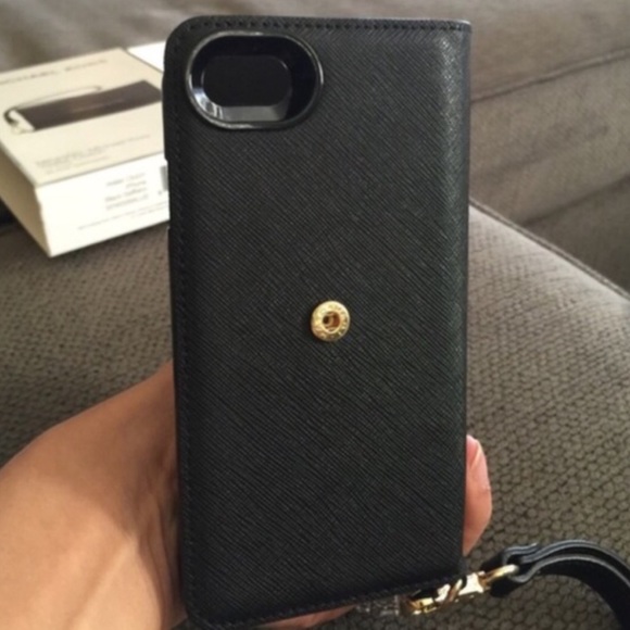 ❌SOLD❌MK IPHONE 6/6s - Picture 3 of 4