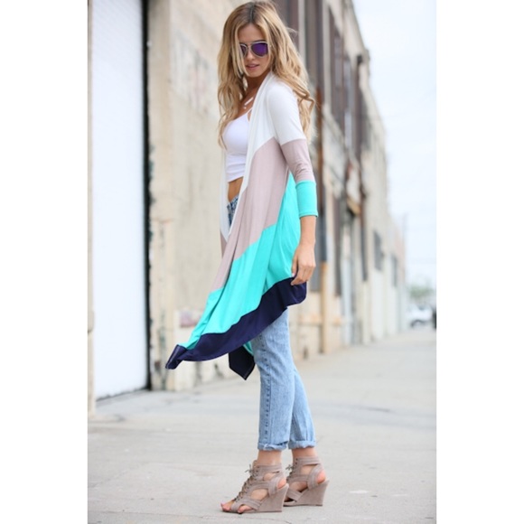 ✨Host Pick✨- Color Block Ling Sleeve Cardigan - Picture 4 of 4