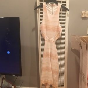 Bebe dress