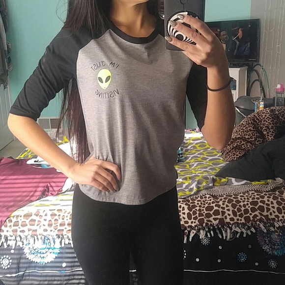 Tilly's Tops - Alien baseball tee