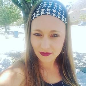 Meet your Posher, Cassandra