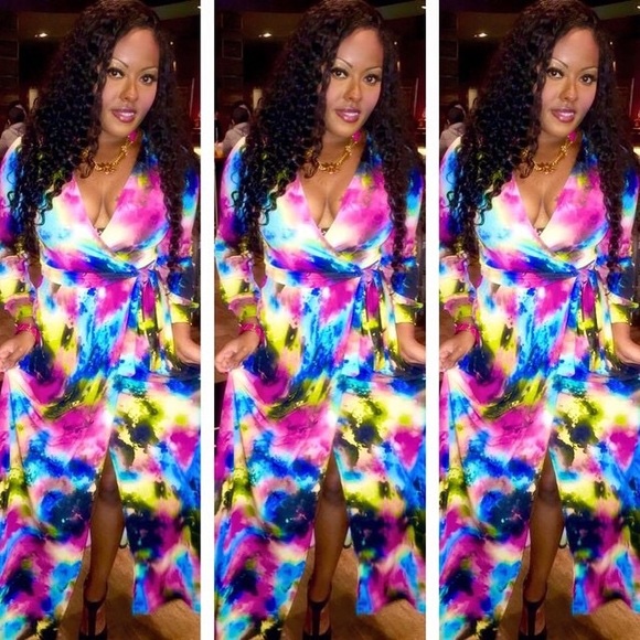 Cute clothes for all my FLYY girls!✨👑👛💋💄👗👠🦋 - Picture 3 of 4