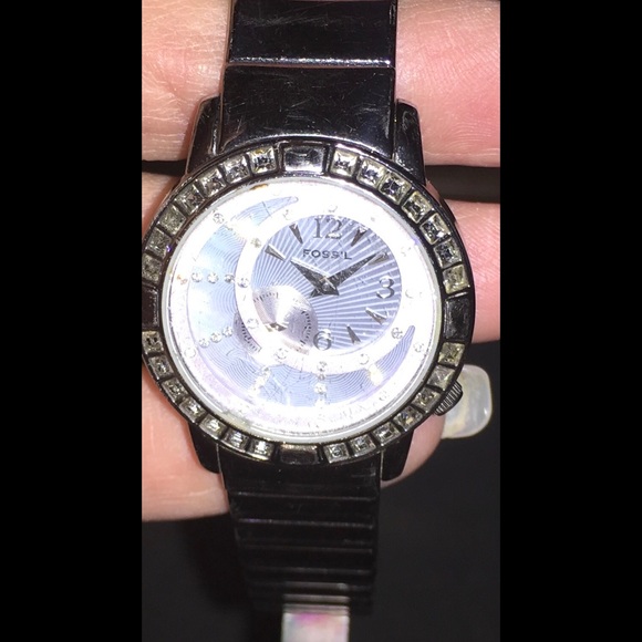 Ladies fossil watch - Picture 2 of 2