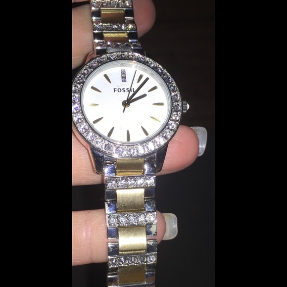 Ladies watch - Picture 2 of 3