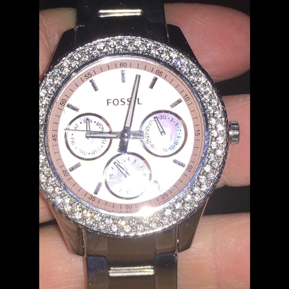 Ladies watch - Picture 2 of 3