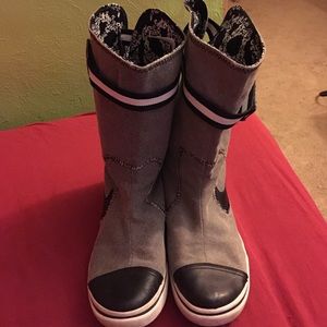 Nike Canvas, Leather Boots Tennis Shoe Sole 10